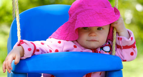Read more about the article Some tips to keep your baby safe in the sun