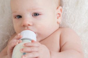 Read more about the article Will Formula Makers Be Able To Replicate Breastmilk?The answer is no.