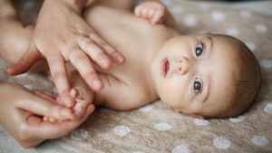 Read more about the article Baby massage: why you should try it, and how to begin