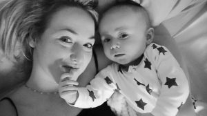 Read more about the article Young mum says her baby saved her life by finding her breast cancer