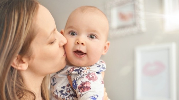 Read more about the article The study shows that you can never hold your baby too much